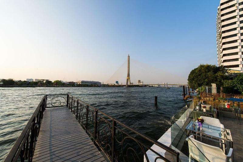 วีวารี บางกอก 3*