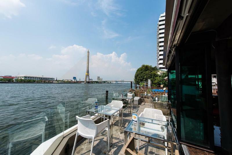 โรงแรม วีวารี บางกอก