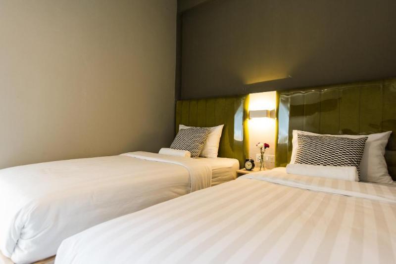 โรงแรม วีวารี บางกอก 3*